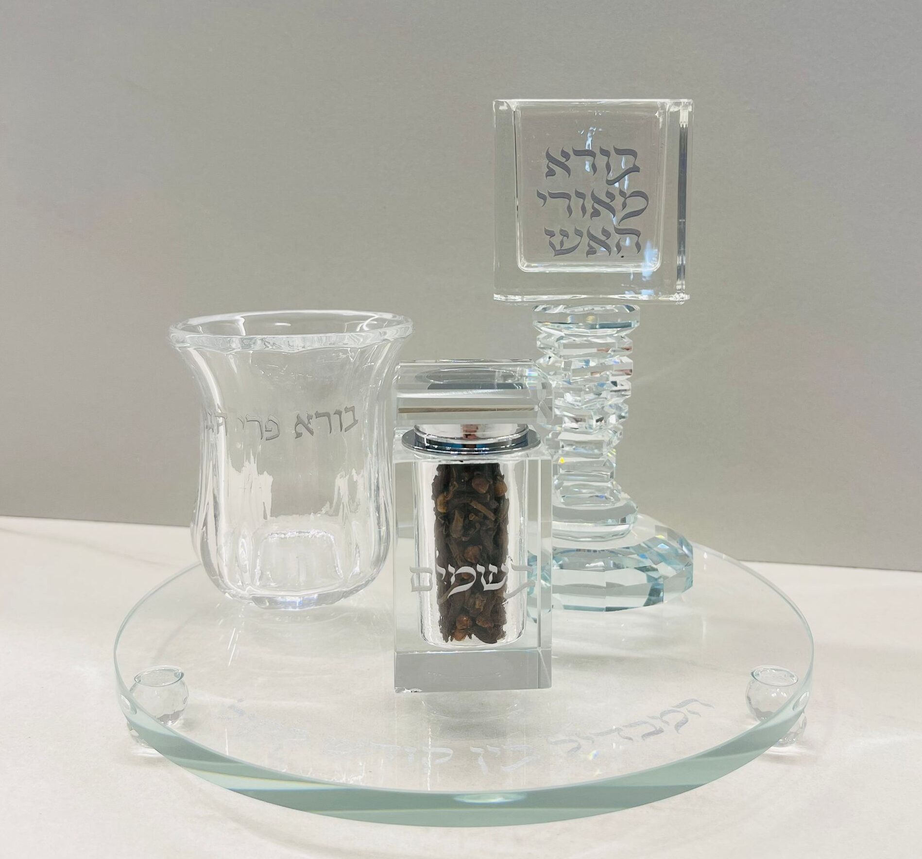 WhatsApp Image 2026-01-22 at 21.44.39 סט הבדלה מהודר דגם קריסטל – תמונה 1