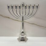 חנוכיה מהודרת גבוהה דגם אור מלכות | כסופה 47 ס"מ