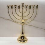 חנוכיה מהודרת גבוהה דגם כד השמן | זהב 52 ס"מ